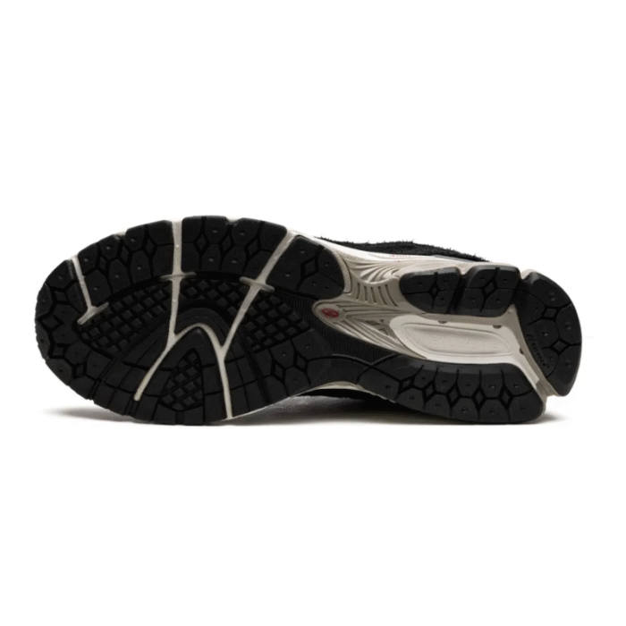 New Balance 2002R Protection - Pack Black Grey - Image 4