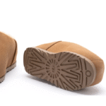 UGG Pumped Slide - Chestnut - Image 5