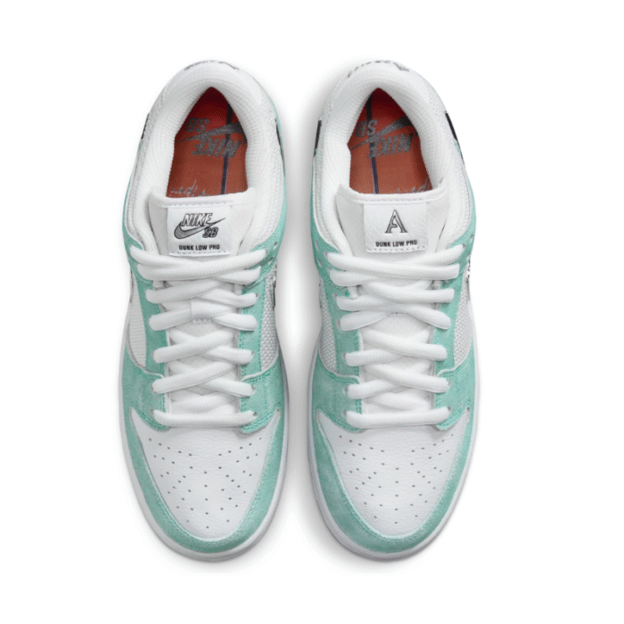 Nike SB Dunk Low April Skateboards - Image 2