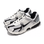 Nike Zoom Vomero 5 - Photon Dust Black - Image 2