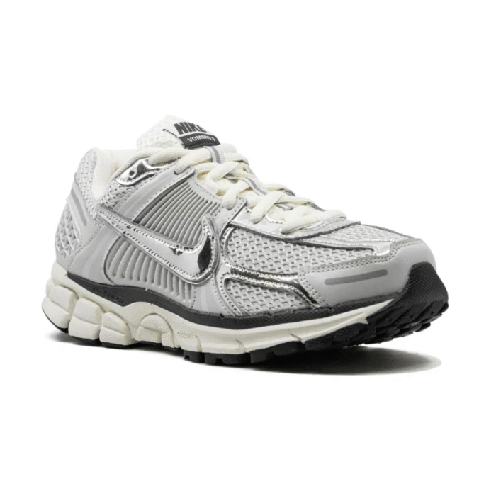 Nike Zoom Vomero 5 Chrome - Image 2