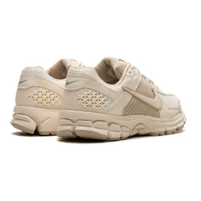 Nike Zoom Vomero 5 - Sail Light Orewood Brown - Image 4