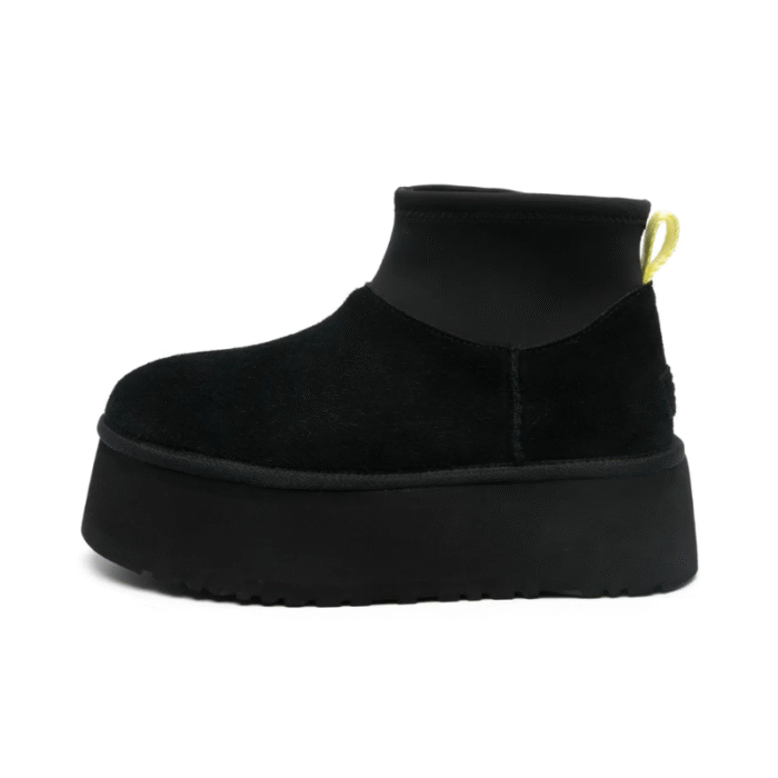 UGG Women's Classic Mini Dipper platform boot Black - Image 2