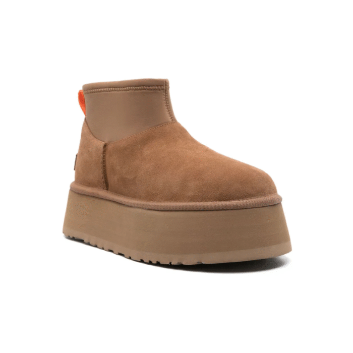 UGG Women's Classic Mini Dipper platform boot chestnut brown - Image 3