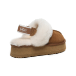 UGG Kids Funkette slippers - Chestnut - Image 3
