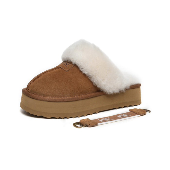 UGG Kids Funkette slippers - Chestnut - Image 4